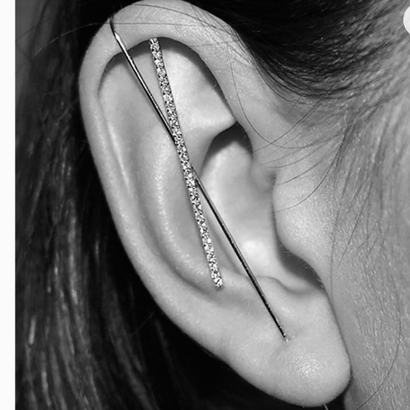 Lighting Bolt Sparkling Zircon Unique Statement Bar Ear Cuff - Picture 9 of 9